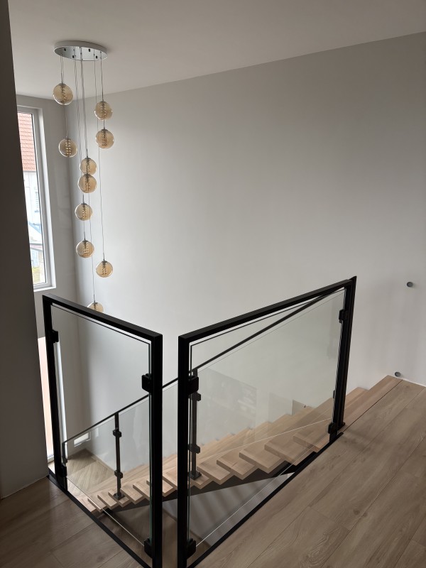 Fabrication d'escalier métallique design pour entreprise à Strasbourg